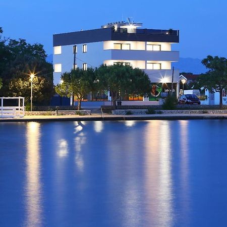 Apartments Bonaca With Jacuzzi Privlaka  Exterior photo