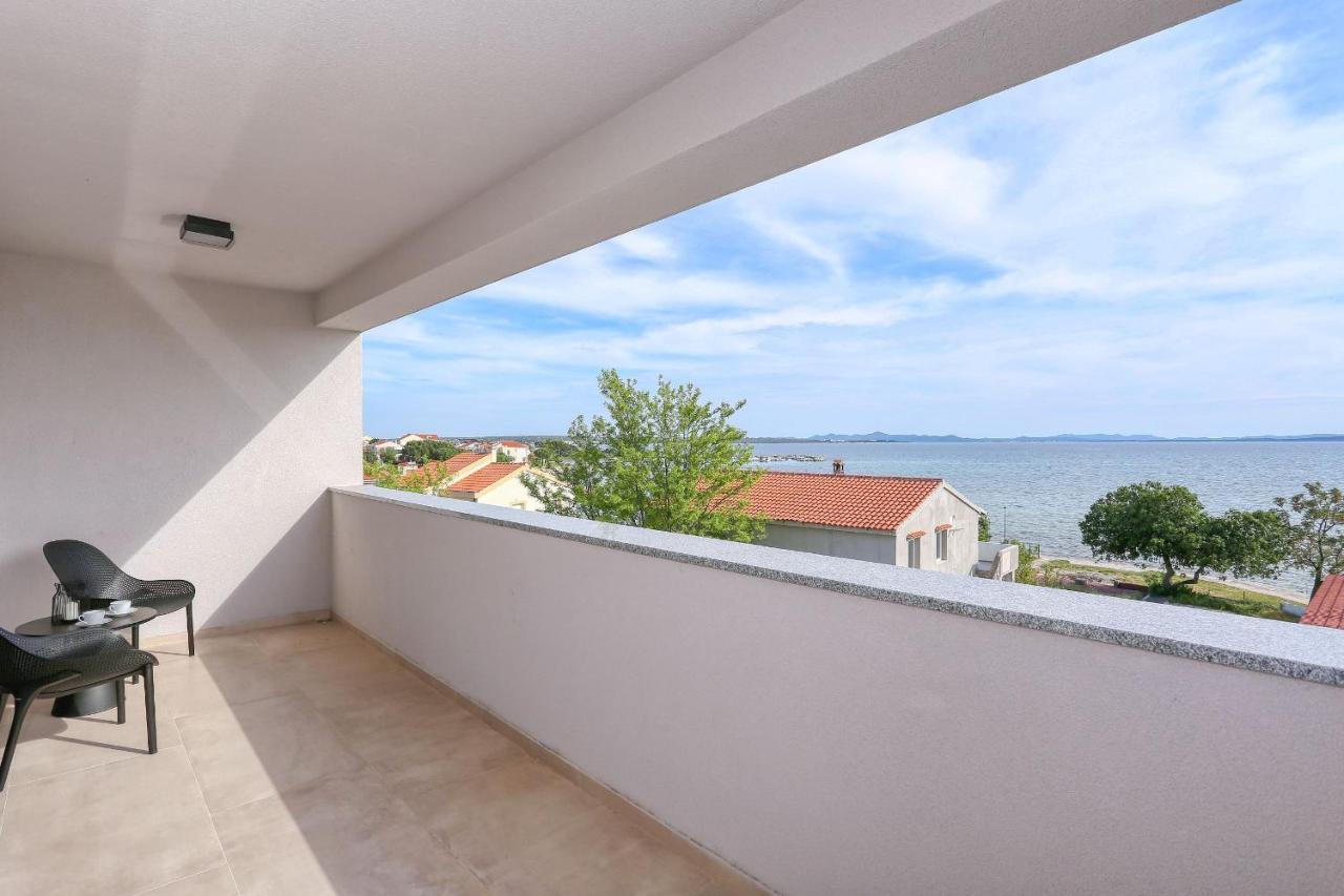Apartments Bonaca With Jacuzzi Privlaka  Exterior photo