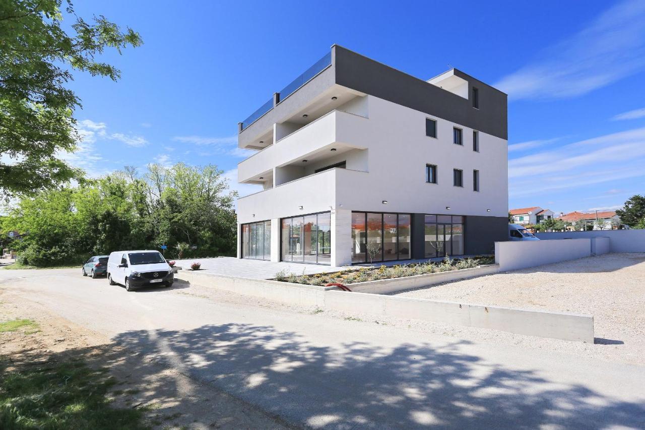 Apartments Bonaca With Jacuzzi Privlaka  Exterior photo
