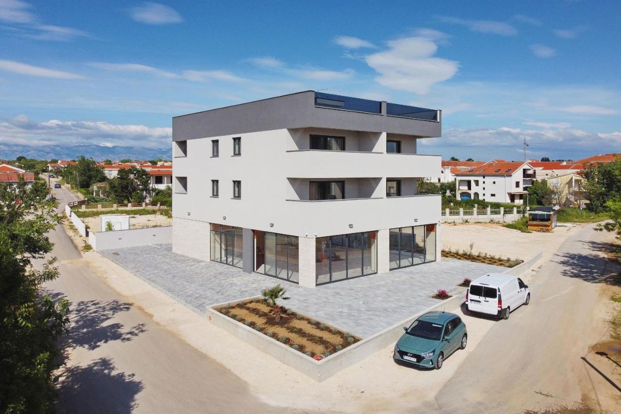 Apartments Bonaca With Jacuzzi Privlaka  Exterior photo