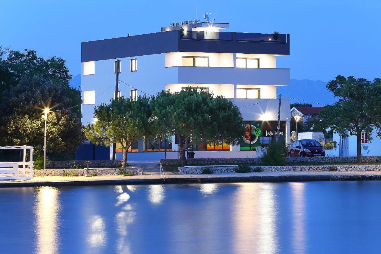 Apartments Bonaca With Jacuzzi Privlaka  Exterior photo